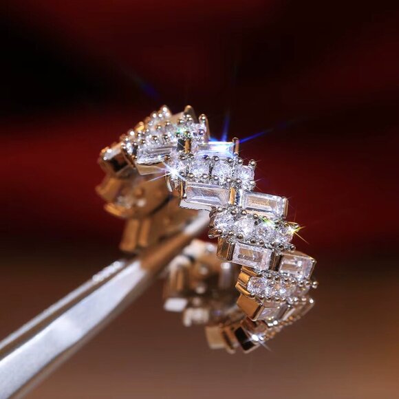 18k White Gold Diamond Ring Band Eternity Ring Baguette Cut - Picture 6 of 7